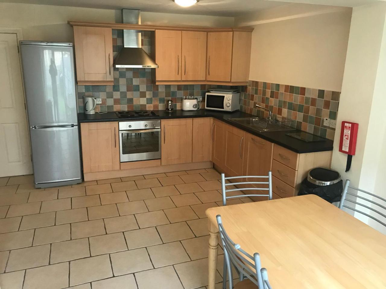 Causeway Holiday Homes 科尔雷恩 外观 照片